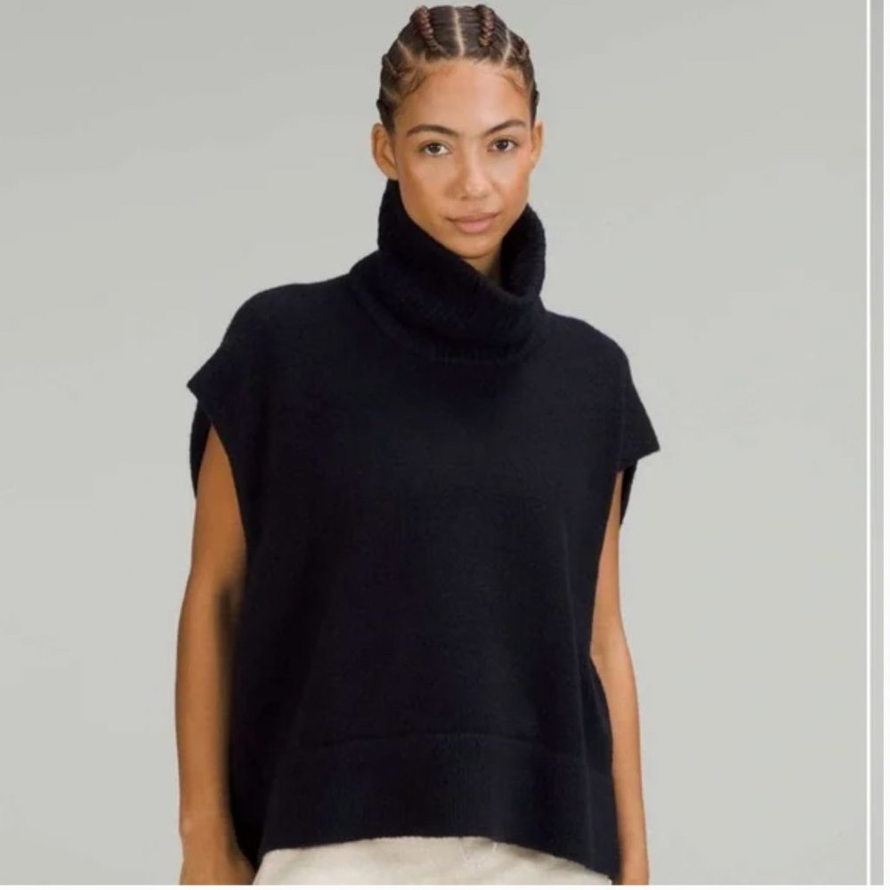 Lululemon Cotton Merino Blend Tunic in Navy